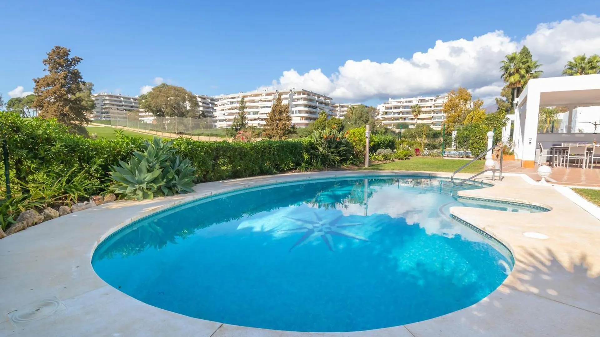 Villa Guadalmina Golf - Private Swimming Pool Marbella